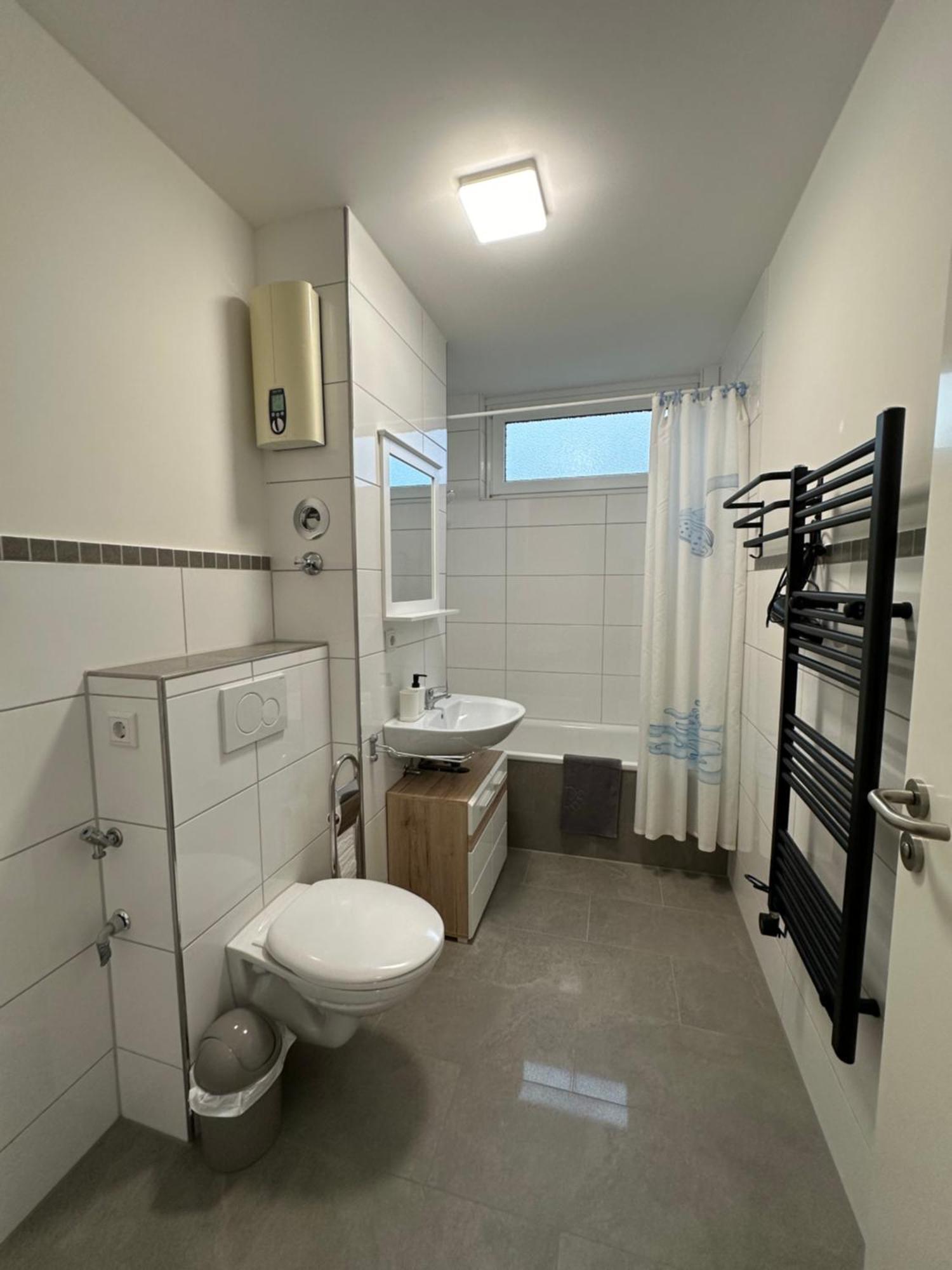 Olis Appartement In Neuss Exteriör bild